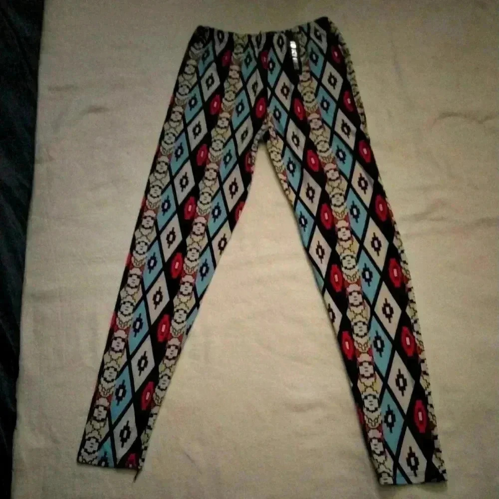 Fancy Fans Leggings S NWT